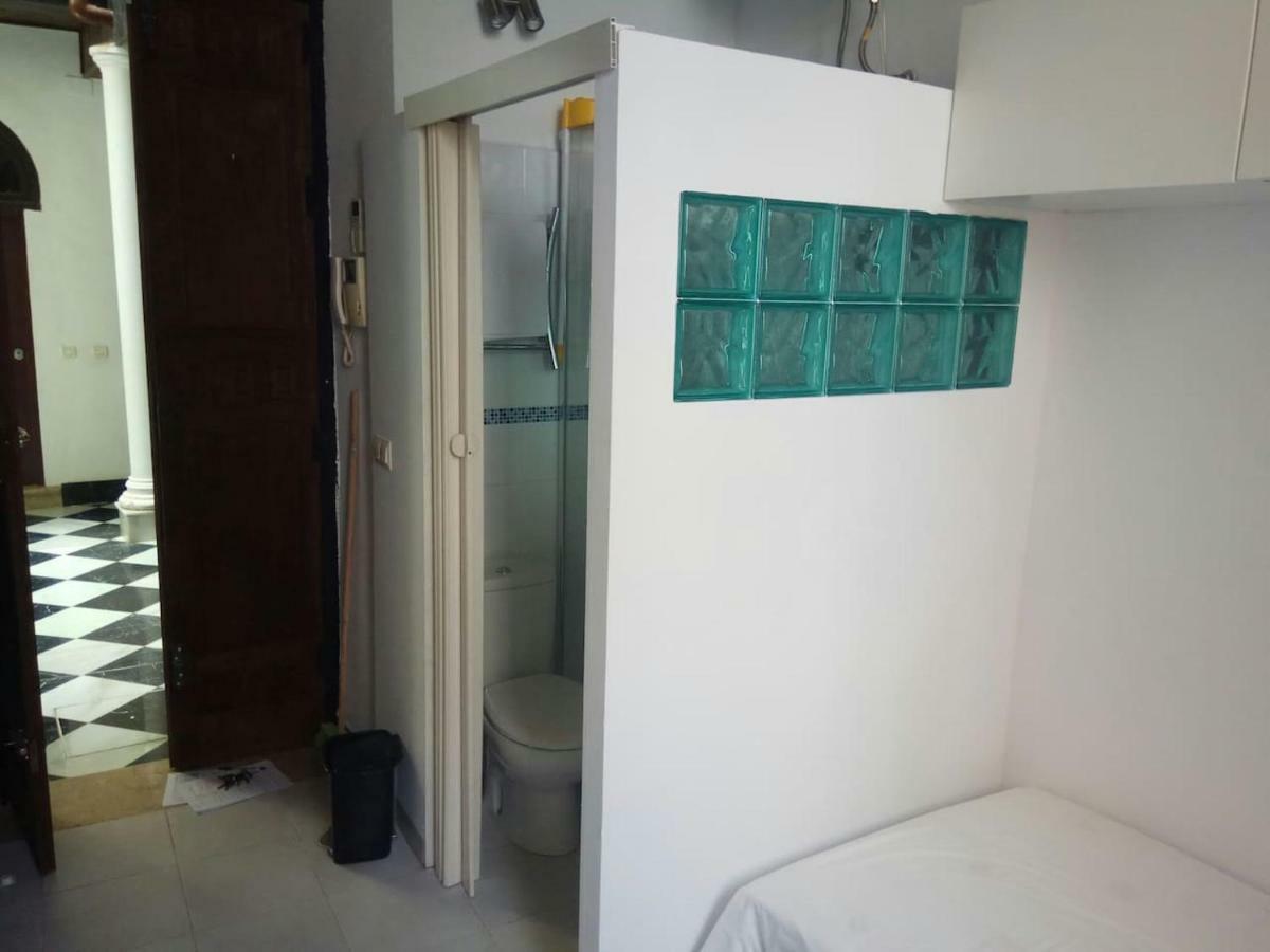 Mini Studio Centrico Appartamento Málaga Esterno foto